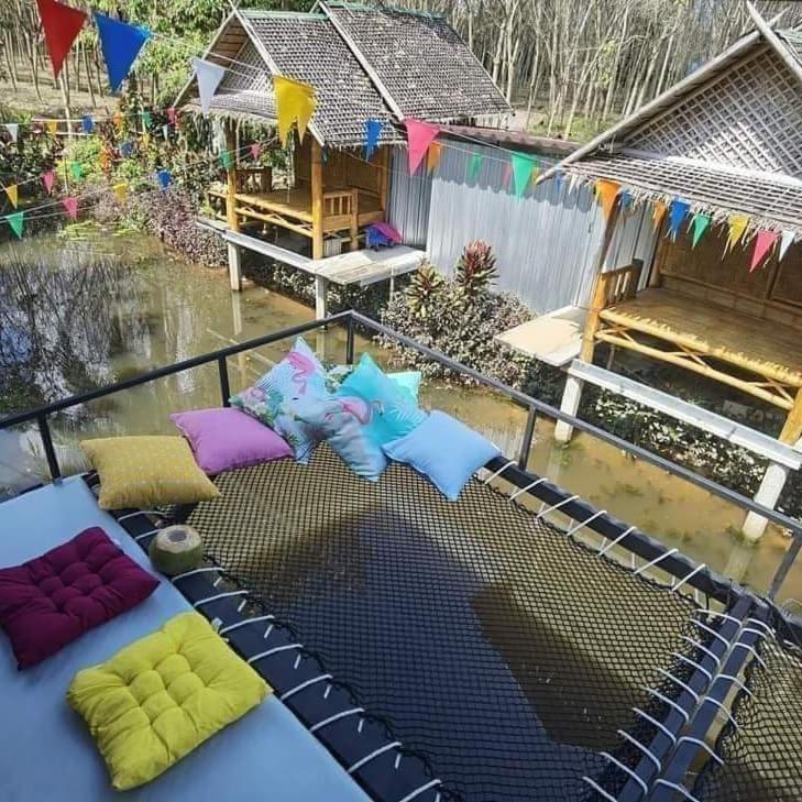 Nakhon Si Ban Na Homestay Nakhon Si Thammarat Buitenkant foto